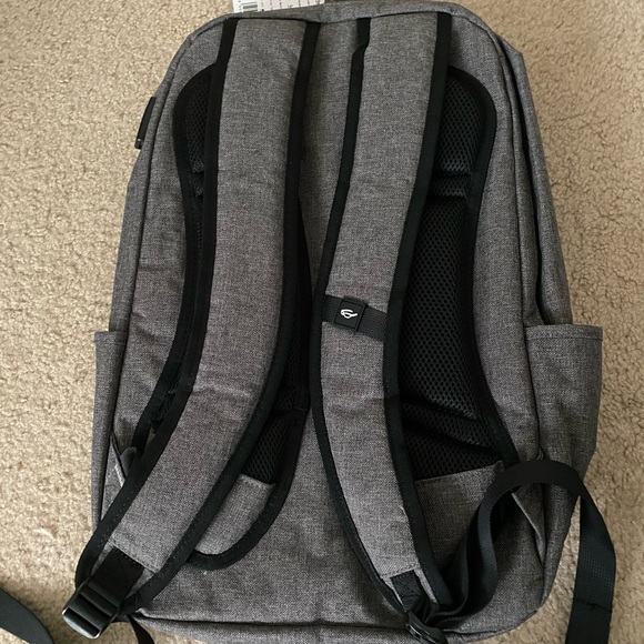 Dark Grey BackPack Bag New USB Accessible - Picture 2 of 7